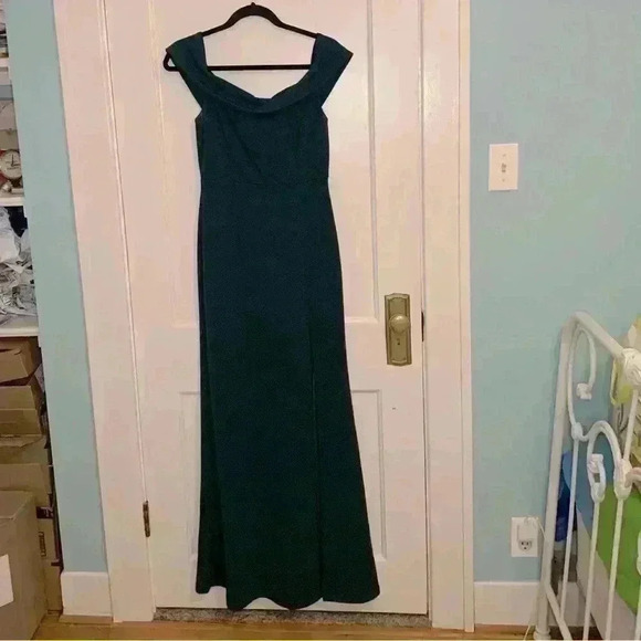 Lulus Aveline Forest Green Off-the-Shoulder Maxi Dress, Womens Size Medium - Picture 6 of 16